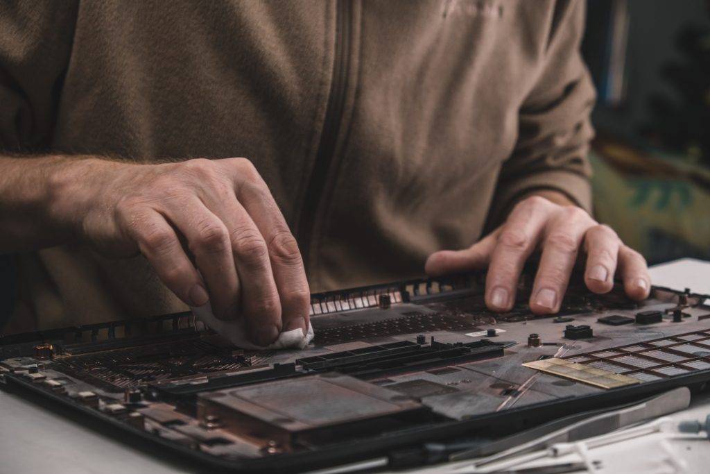 Computer repair tools